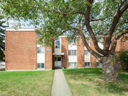 Quesnel | 8620 149 Street, Edmonton