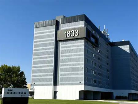 The Horizon | 1833 Pembina Highway, Winnipeg