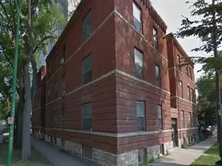 357 Assiniboine/15 Hargrave | 357 Assiniboine Avenue, Winnipeg