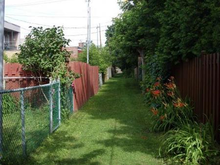 CHARMANT 4 ½, COUR PRIVÉ VERDOYANTE, ROSEMONT, MÉTRO, ANIMAUX ACCEPTÉS