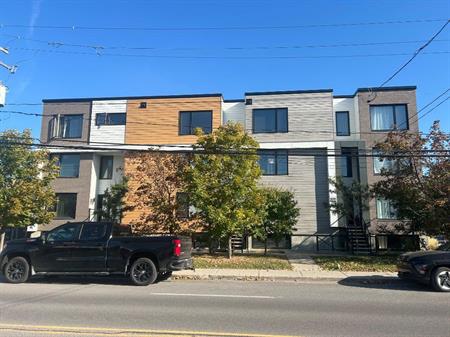 Grand 41/2 à louer à Repentigny