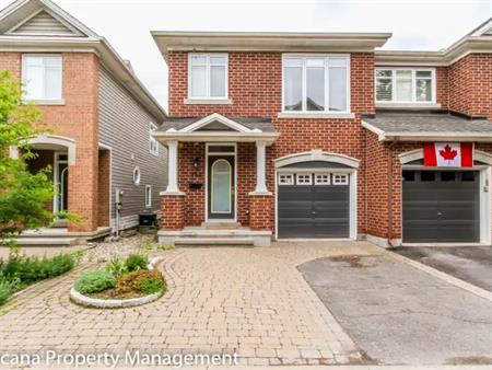 164 West Village Private - 1 | 164 West Village Private, Ottawa