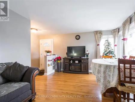MAIN FLOOR - 69 ELIZABETH CRESCENT | MAIN FLOOR - 69 ELIZABETH CRESCENT, Belleville