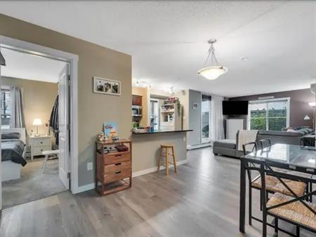 Safe, Quiet, & Comfortable ....with Everything You Need Near. | 102 - 18126 77 St NW, Edmonton