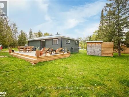 127 GLENLAKE BOULEVARD | 127 GLENLAKE BOULEVARD, Collingwood