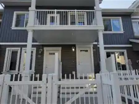 Beautiful 2-bedroom home located in Summerside | 80 - 4050 Savaryn Drive Southwest, Edmonton