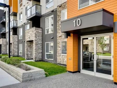 Clean and Bright 2 bedroom, 2 bathrooms with underground parking. | 313 - 10 Kincora Glen Park Northwest, Calgary
