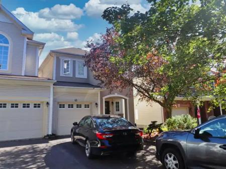 45 Hemlo Cr | 45 Hemlo Cr, Ottawa