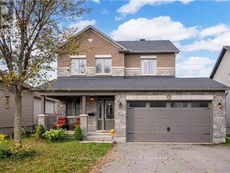 661 BRUXELLES STREET | 661 BRUXELLES STREET, Russell