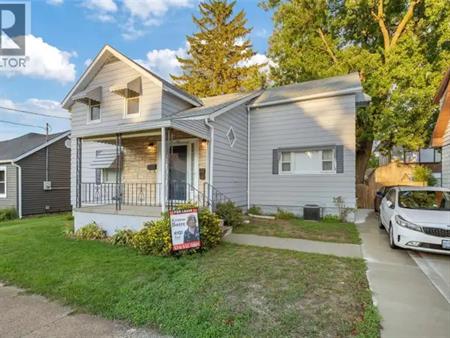 142 NAPIER STREET | 142 NAPIER STREET, Sarnia