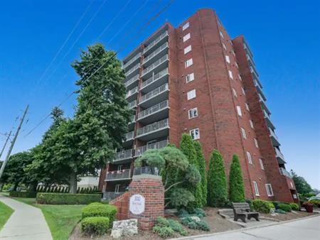 Bella Vista Apartments | 300 & 304 Sherk Street, Leamington