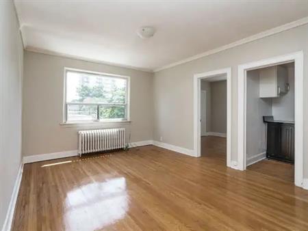 1510 Bathurst Street | 1510 Bathurst Street, Toronto
