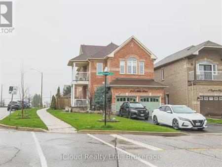 210 MILLER DRIVE | 210 MILLER DRIVE, Halton Hills