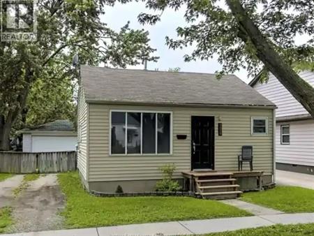 1423 AUBIN ROAD | 1423 AUBIN ROAD, Windsor