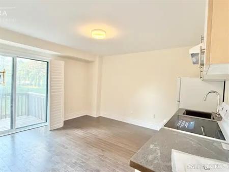 42B-46 Monclova Rd, Toronto, Ontario M3M 1N7 | 42 Monclova Road, Toronto