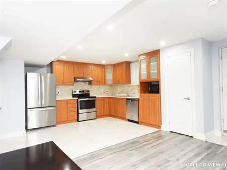 21 Magical Rd, Brampton, Ontario L7A 4P8 | 21 Magical Road, Brampton