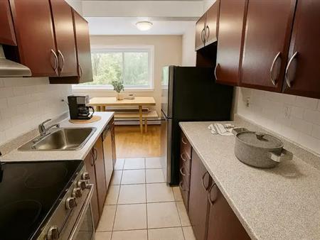 Arbor Village - 1196 Shillington | 1196 Shillington Avenue, Ottawa