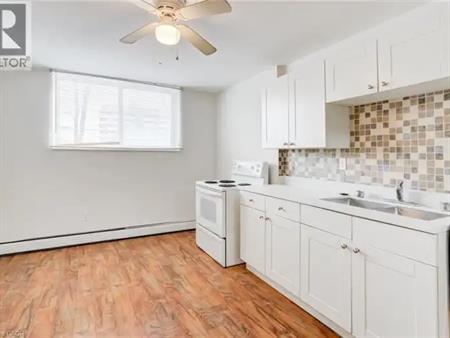 807 ROBINSON Street Unit# B | 807 ROBINSON Street Unit# B, Burlington