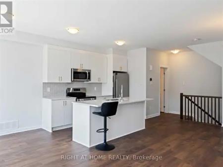 304 CLEARPATH PRIVATE | 304 CLEARPATH PRIVATE, Ottawa
