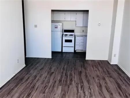 Suites of Somerset | 52 Bayswater Avenue, Ottawa