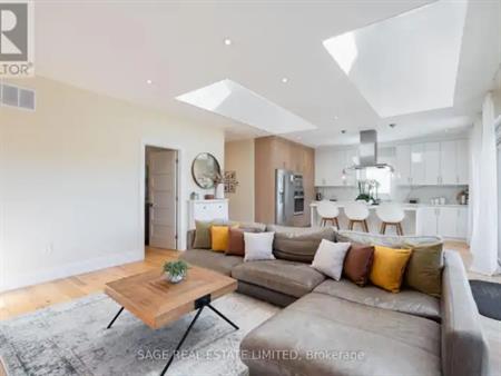 FARM HOUSE SUITE - 15724 HURONTARIO STREET | FARM HOUSE SUITE - 15724 HURONTARIO STREET, Caledon