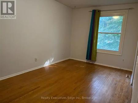 322 SCOTTSDALE DRIVE | 322 SCOTTSDALE DRIVE, Guelph