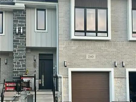 240 GREEN GATE Boulevard | 240 GREEN GATE Boulevard, Cambridge