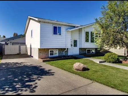 4507 11a ave | 4507 11A Avenue Northwest, Edmonton