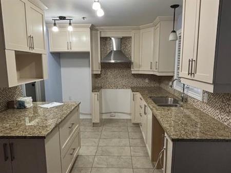 Condo a louer a Laval / Condo for rent in Laval