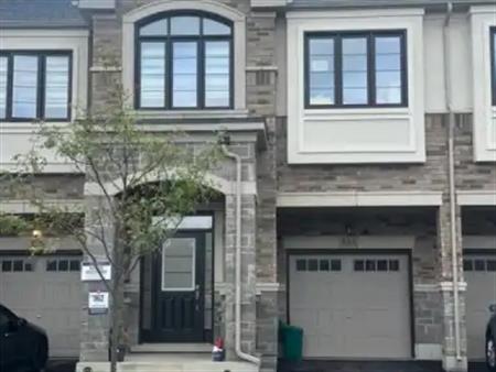 583 CELANDINE TERRACE | 583 CELANDINE TERRACE, Milton