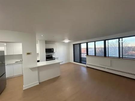 671 Woolwich Street | 671 Woolwich Street, Guelph