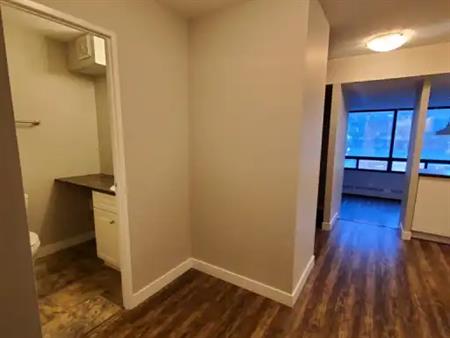 #221, 10160 114 St NW, Edmonton, AB | 10160 114 Street Northwest, Edmonton