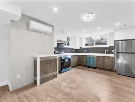 296 Duncairn Avenue | 296 Duncairn Avenue - C, Ottawa