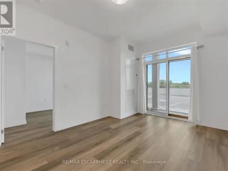 101 - 5055 GREENLANE ROAD | 101 - 5055 GREENLANE ROAD, Lincoln