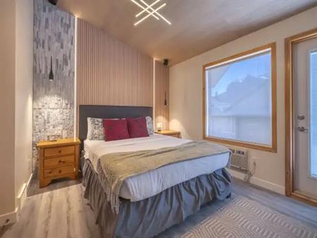 luxury 2 bed room 2 bath town house | 1200 Harvie Heights Road, Harvie Heights