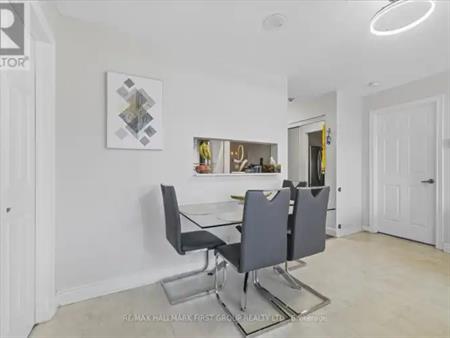 419 - 189 LAKE DRIVEWAY W | 419 - 189 LAKE DRIVEWAY W, Ajax
