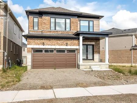 18 HEMING STREET | 18 HEMING STREET, Brant