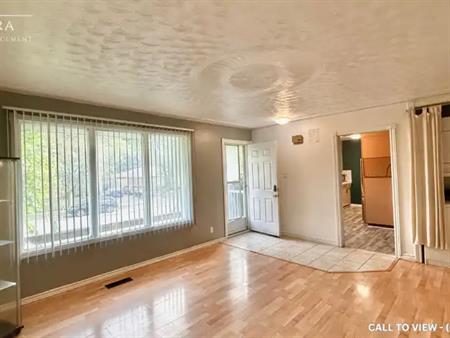 1-190 Cedarvale Crescent, Waterloo, Ontario N2L 4T2 | 190 Cedarvale Crescent, Waterloo