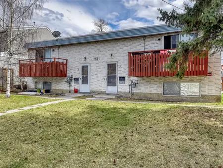 Bowness Unit 2 | 2 - 7531 41 Avenue Northwest, Calgary