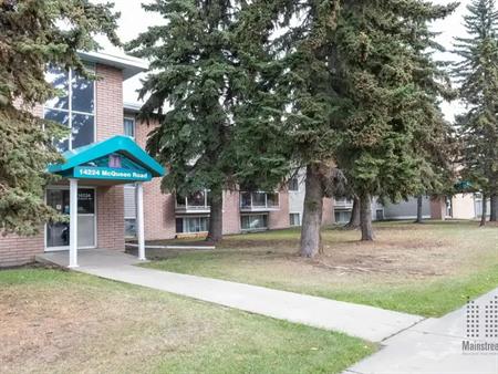 McQueen Place | 14224 McQueen Road NW, Edmonton