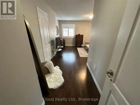 1272 ROLPH TERRACE | 1272 ROLPH TERRACE, Milton