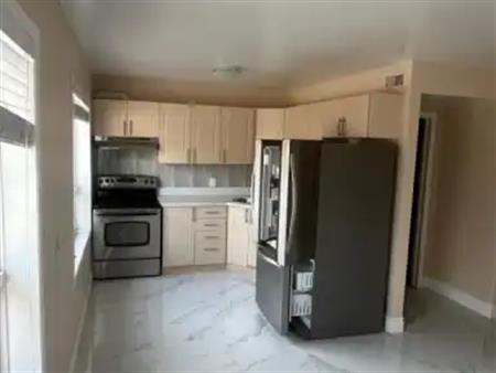 UPPER - 23 DIVISION STREET | UPPER - 23 DIVISION STREET, St. Catharines