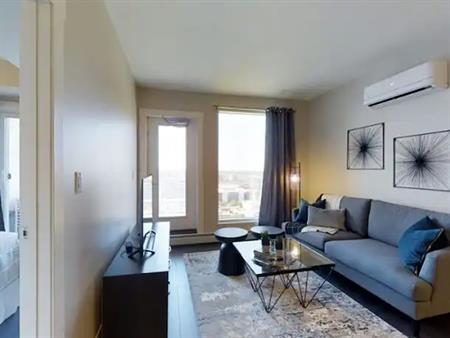 Furnished Downtown Condo With Stunning Views and Air Conditioning | 1605 - 10410 102 Avenue Northwest, Edmonton