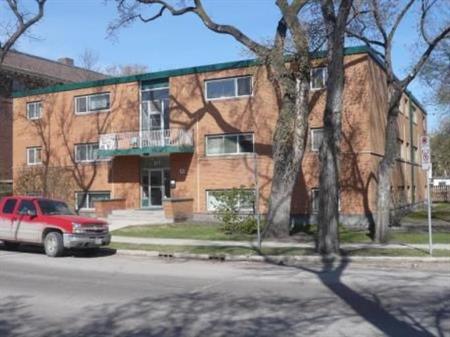 311 Stradbrook | 311 Stradbrook Avenue, Winnipeg