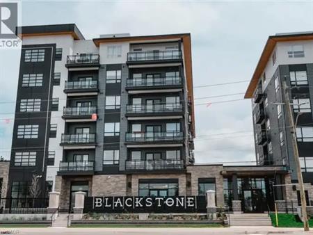 243 NORTHFIELD Drive Unit# 402 | 243 NORTHFIELD Drive Unit# 402, Waterloo
