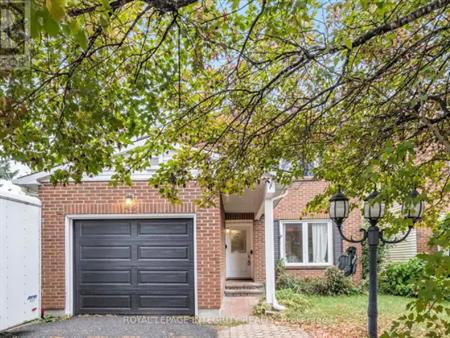 45 RAFTUS SQUARE | 45 RAFTUS SQUARE, Ottawa