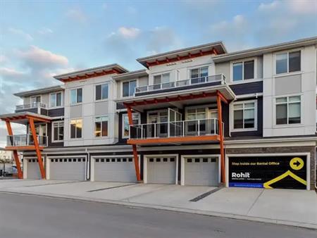 Sage Pointe Townhomes -Check Our Exclusive Offers! | 20 Sage Meadows Landing, Calgary