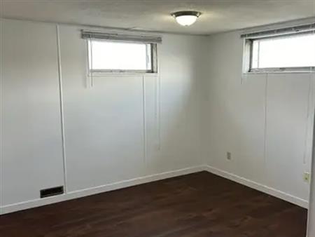 $500 off 1st Mnth!  1 Bed/1 Bath Basement Suite Rosscarrock – All Utilities Inc | 1630 41 Street Southwest, Calgary