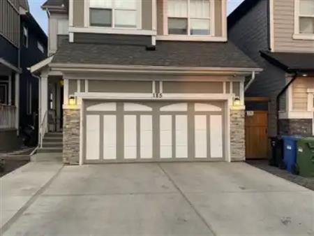 Beautiful 3-Bedroom full house with Lake Access in Mahogany! | Calgary