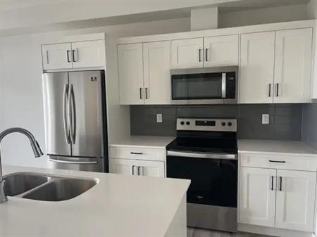 Two bedroom, south facing condo | 408 - 300 Auburn Meadows Common Southeast, Calgary